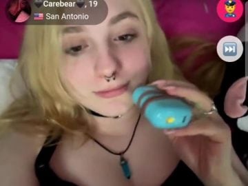 Blonde emo texan teen shows boobs for cum 13.47 – frame at 4m20s